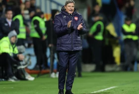 "Vlahović bolji za 45 nego za 90 minuta, za dve pobede ne daju više od šest bodova..."