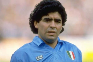 Maradona bodri svoj Napoli na finalu Kupa