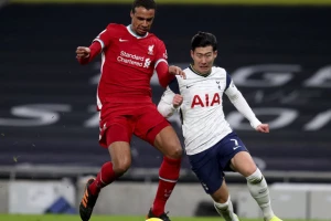 Kao da su prokleti, nova povreda u Liverpulu! Klop neka kuda, ovo su opcije za kupiovinu!