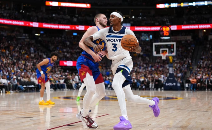AP Photo/Jack Dempsey