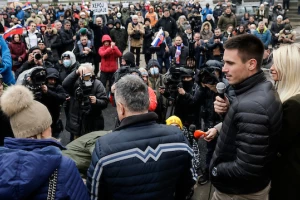 Treći protest protiv Novakovog zatočeništva: ''Ja ovde vidim 100 hiljada ljudi''