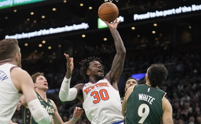 AP Photo/Steven Senne