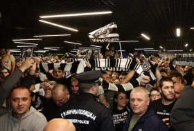 Policija sprovela Željka, aerodrom ne pamti ovakav doček!