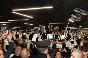 Željko sleteo, policija htela da ga usmeri na drugi izlaz?