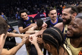 Penjaroja otkrio plan - Klajburn "ukrao" zvanje heroja Panteru!