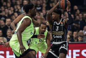 Fener preboleo Hejs-Dejvisa i dovodi zamenu iz Barselone?