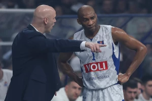 Finale pre finala? Ni traga od toga, Budućnost surova prema ''studentima''