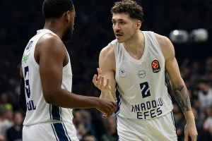 Fener dobio derbi bez Šarasa, uzalud fantastična partija Hazera na Lasovom debiju!