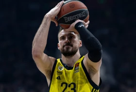 Šengelijino "ludilo" nije poremetilo Fener, Gudurić poveo saigrače na vrh Evrolige!