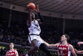 POLUVREME - Partizan bliži polufinalu