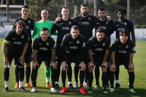Kritika za kritikom, navijači nezadovoljni, evo ko je prvi na udaru! (TVITOVI)
