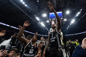 Partizan u idealnom trenutku čeka "večiti derbi"