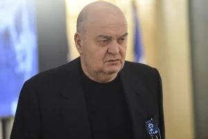 Dule Vujošević - Smrt renesanse....