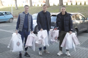 Partizanov trio ulepšao praznike deci iz Prihvatilišta