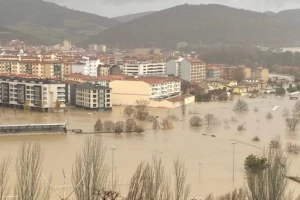 Užasavajući snimci iz Pamplone, nezapamćene nepogode odlažu Barsin meč?