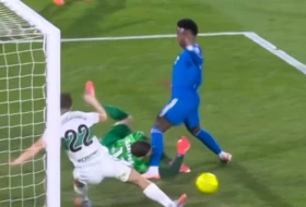 Cevanica Vinisijusa, krvav nos golmana, ali gol je regularan! Elče ili Real, ko je prosuo bodove?!