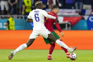 Šta mislite, zbog čega je Pogba bolji u reprezentaciji nego u Junajtedu?