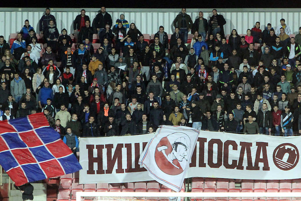 Nišlije slave Abasa, gol u 95. minutu za pobedu Radničkog