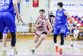 Spartak nemoćan u Železniku, Barna gura FMP ka plej-inu!