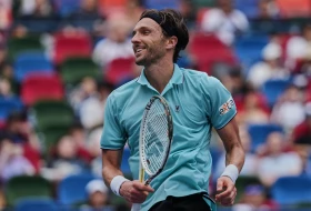 Rinderkneš posle Zvereva izbacio i Lehečku za četvrtfinale Šangaja
