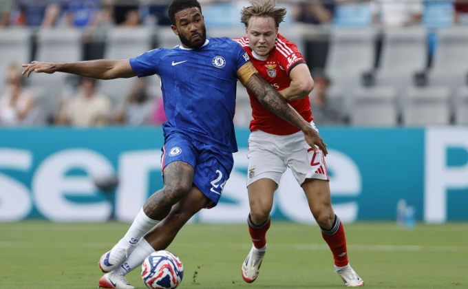 AP Photo/Nell Redmond