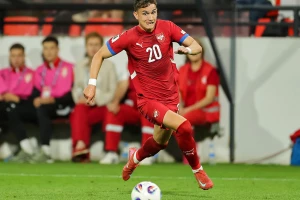 Zamena za momka od 50.000.000, Stefan Mitrović na radaru posrnulog giganta iz Španije!