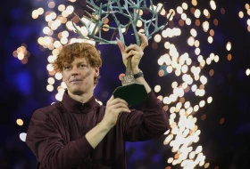 Pariz konačno pod Sinerovim nogama - Italijan se vratio na prvo mesto!