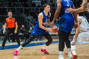 Budućnost silovita u Zadru, Butej imao šutersko veče