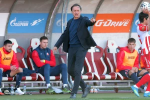 Tanjga: "Smešno je da igrači Zvezde ubeđuju sudiju da pokaže crveni karton"