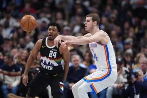 Šou Topića u derbiju bez Jokića, Vembanjama u MVP modu, Minesota pokorila Teksas