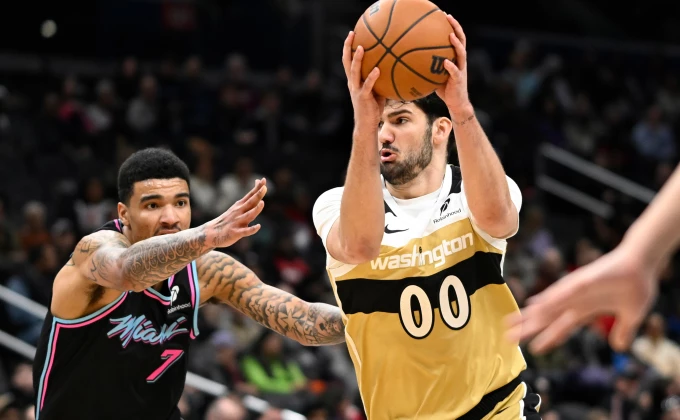 AP Photo/John McDonnell