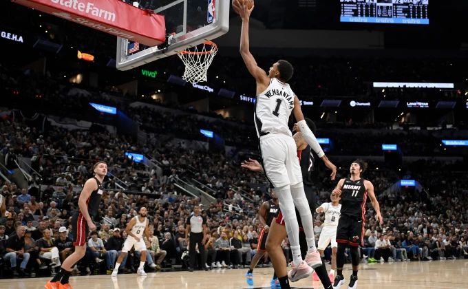 AP Photo/Darren Abate