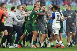 Pljušte otkazi u Volfsburgu, hoće li "vukovi" izbeći Cvajtu?