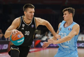 Dubai bez Alekse ispustio ''plus 19'', rusko finale u ''Areni''!