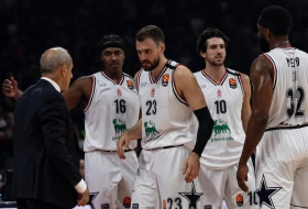 Gudurić poručio Italijanima: "Zbog Mesine sam stigao u Armani, ne volim reč lider"