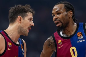 Penjaroja izgubio svlačionicu, Laprovitola "najavio" smenu trenera!