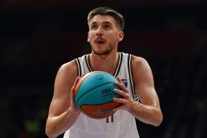 Kosta Kondić - neće on nigde!