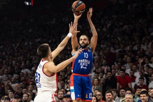 Valensija ispunila najveću želju - stiže Tompson iz Efesa!