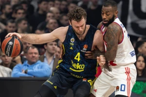 Novosti iz Fenera, jednom asu novi ugovor, drugom "odrešene ruke"