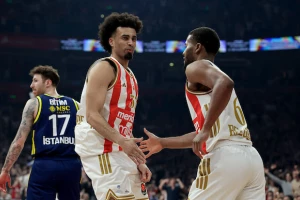 "Batlerova defanziva škripi, Nvora totalno izgubi kompas"