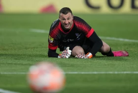 Stamenković branio sve, ali ne može sam protiv Čuke, Spartak bez trenera do druge pobede u sezoni!