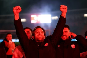 Presrećni Katai prekinuo Arnautovićev intervju!