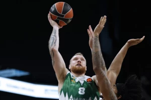 Puče stotka, Žalgiris ubedljiv protiv Monaka