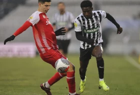 POLUVREME - "Fenjeraš" opasno pretio u Humskoj, Partizanu poništen gol, "nula" posle 45 minuta