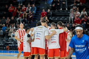 TVITOVI - "Delije" o nemoći protiv "Duletove škole", Zvezda zaglavljena između Batlera i Jaga