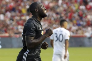 Lukaku upisao prvenac, Mata se povredio