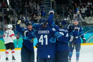 ZOI - Olimpijski šampioni Finci se "podigli iz pepela" i otišli u borbu za medalje