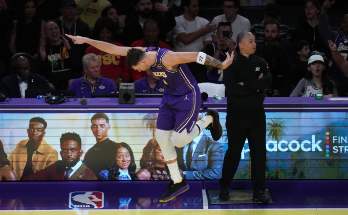 AP Photo/Jae C. Hong