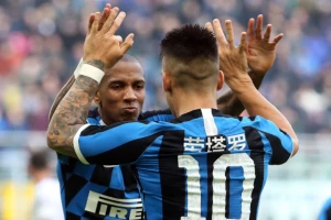 Ešli Jang - Titula sa Interom, pa ostvarenje sna u drugoligaškom klubu!