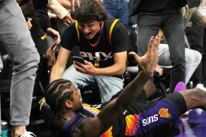 Ludilo u Arizoni - Karter na 1.1, pa Grin uz zvuk sirene za delirijum